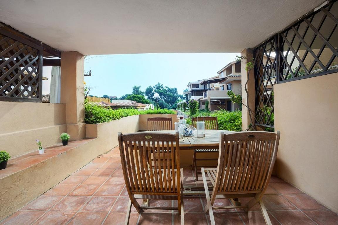 Residence Bougainvillae Liscia di Vacca Esterno foto