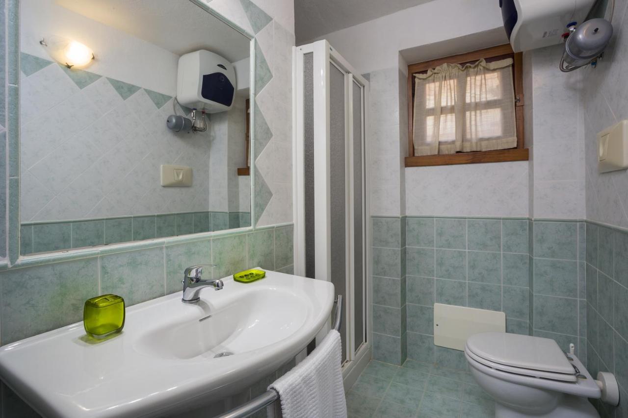 Residence Bougainvillae Liscia di Vacca Esterno foto