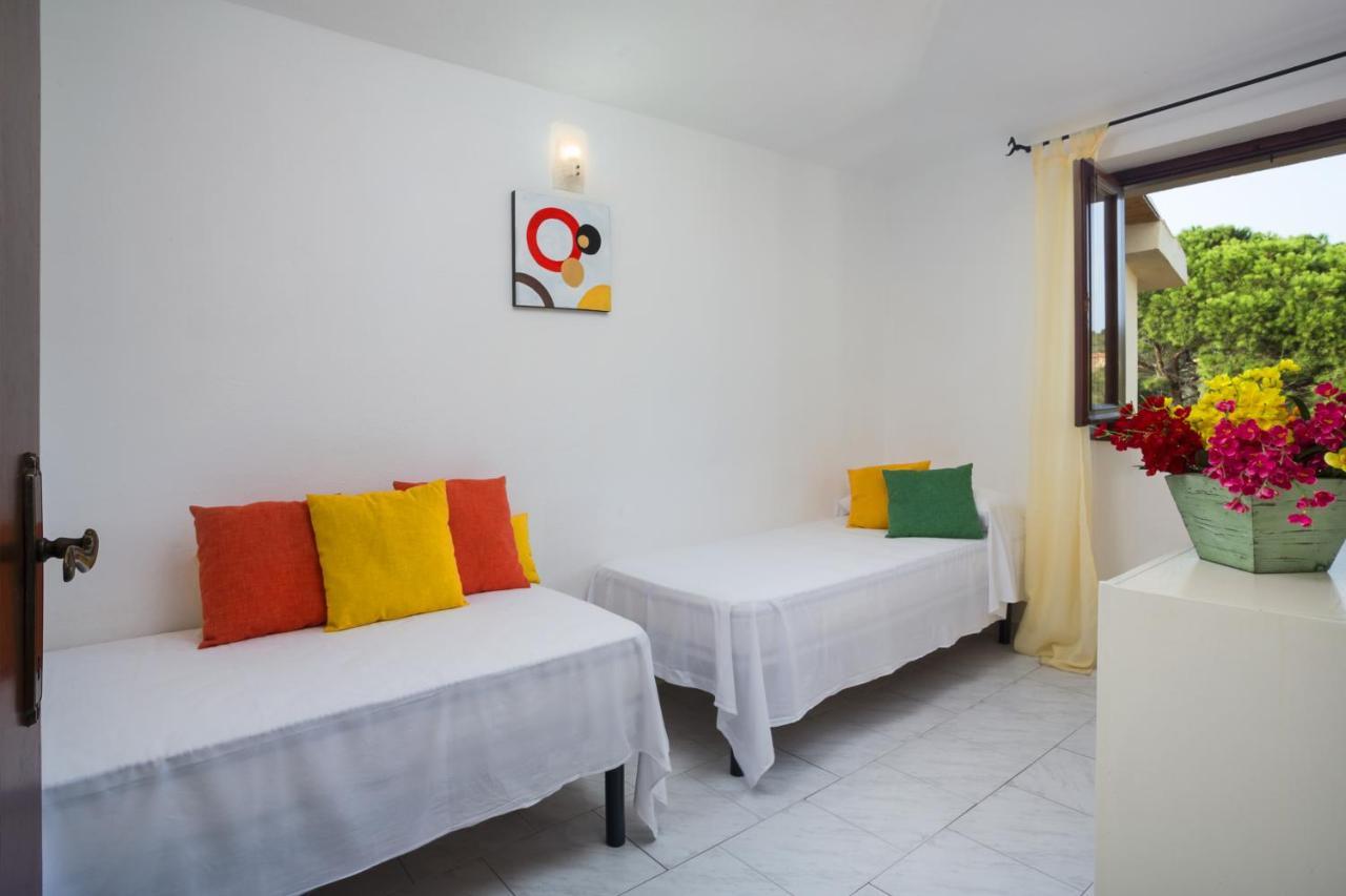 Residence Bougainvillae Liscia di Vacca Esterno foto