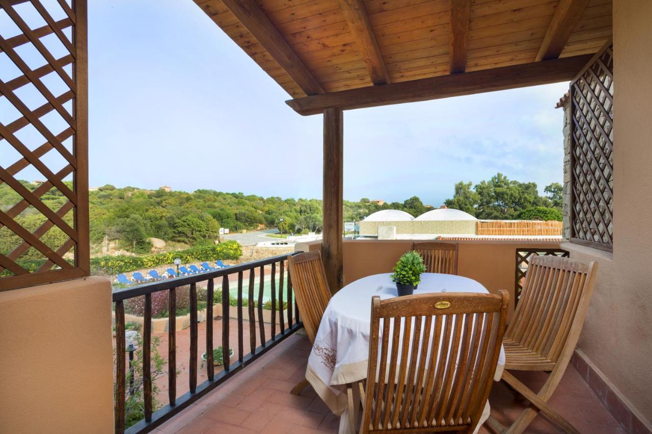Residence Bougainvillae Liscia di Vacca Esterno foto
