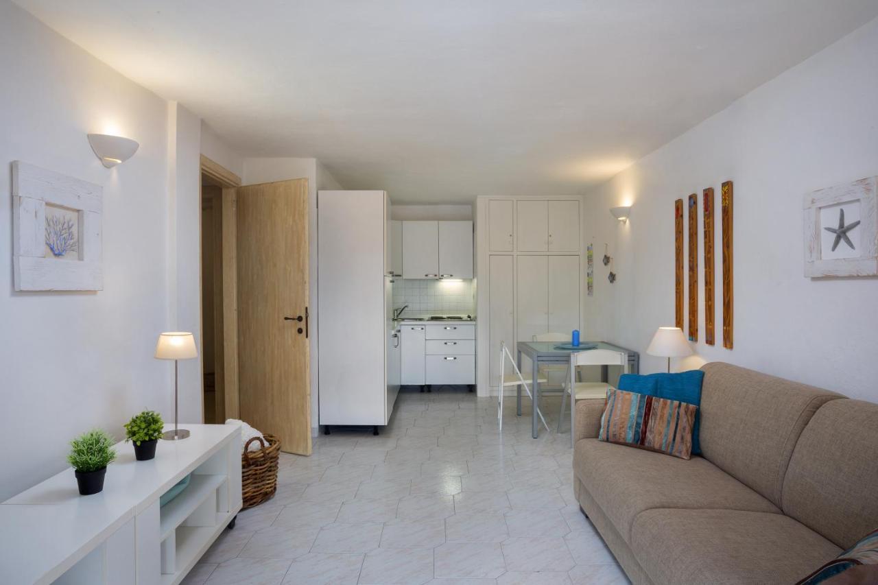 Residence Bougainvillae Liscia di Vacca Esterno foto