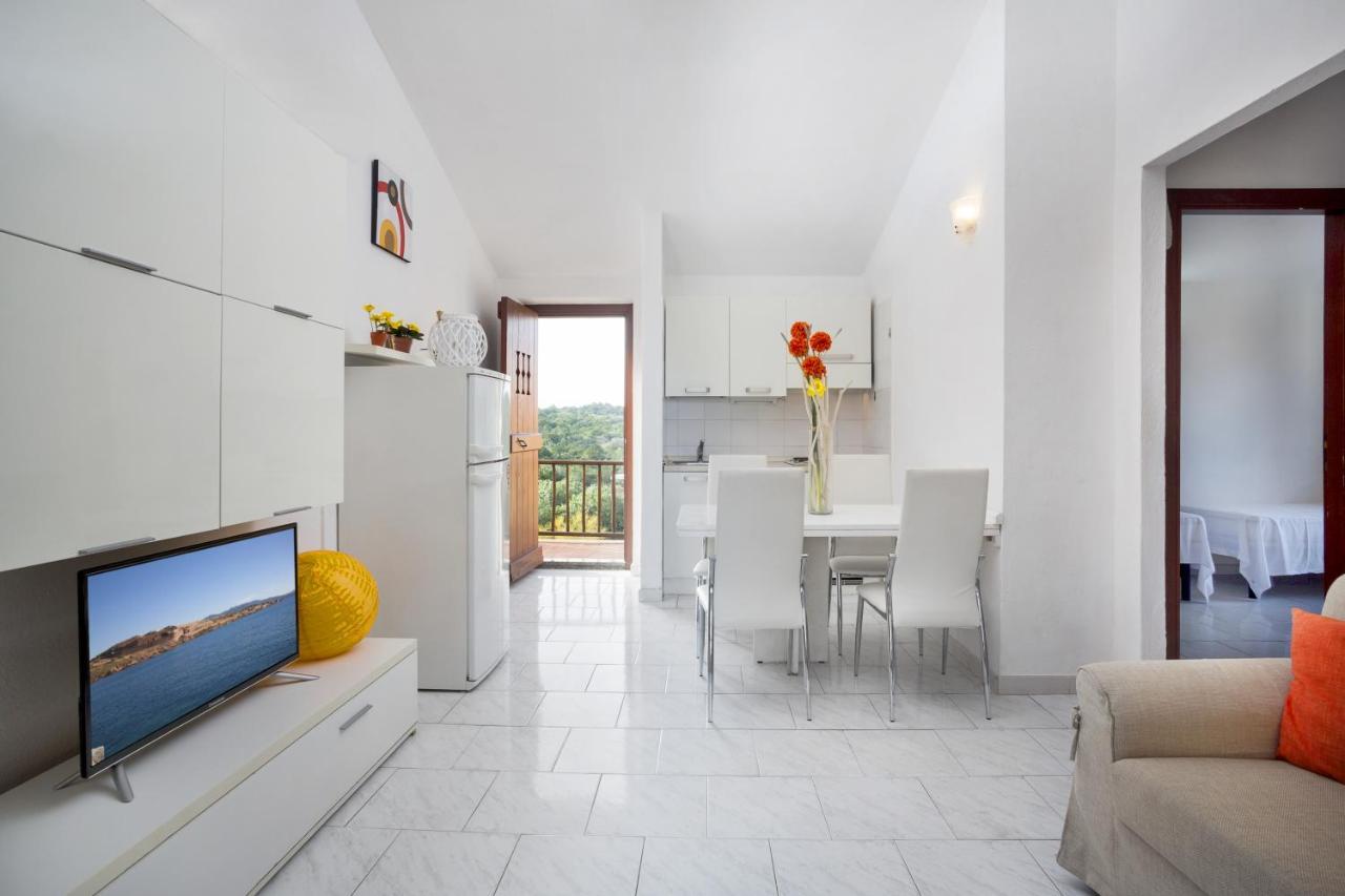 Residence Bougainvillae Liscia di Vacca Esterno foto