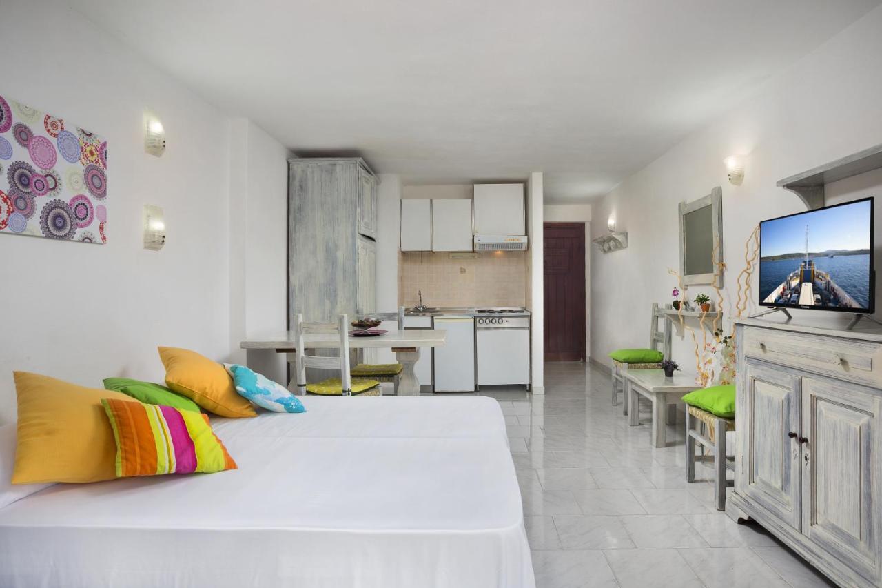 Residence Bougainvillae Liscia di Vacca Esterno foto