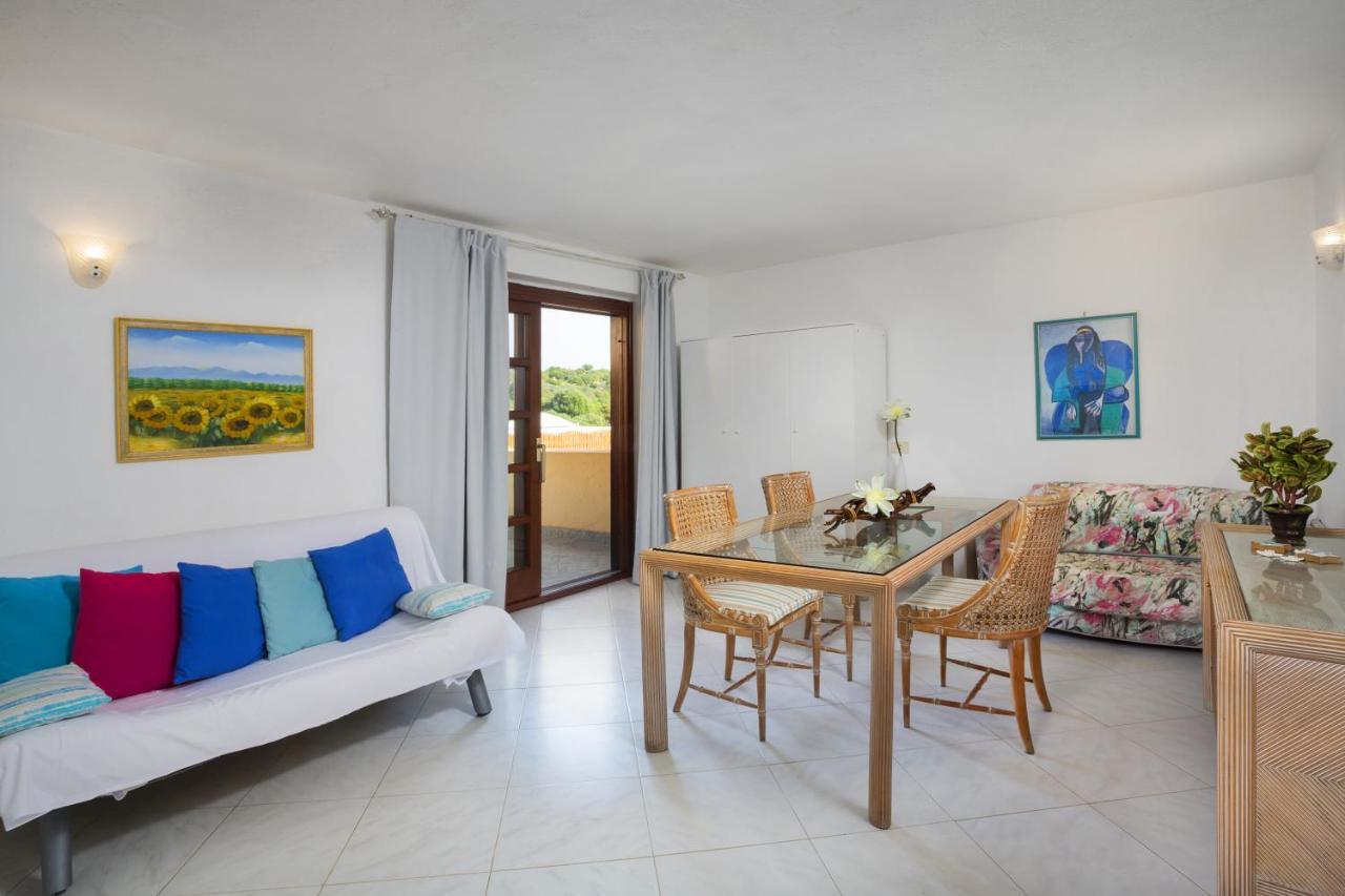 Residence Bougainvillae Liscia di Vacca Esterno foto